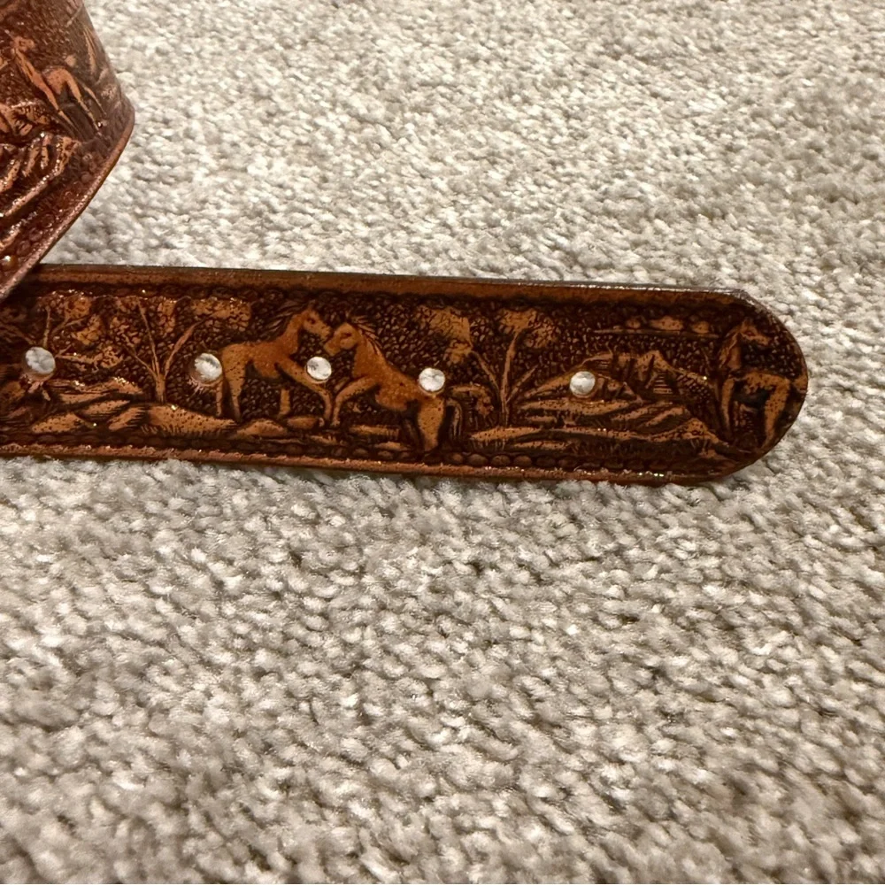 Brushy Creek Horse Embossed Full Grain Cowhide Leather Brown Belt Youth Size 20
